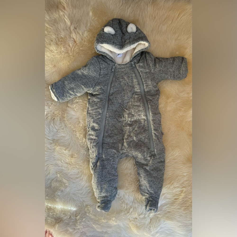 BABY GAP COZY GRAY ONE PIECE